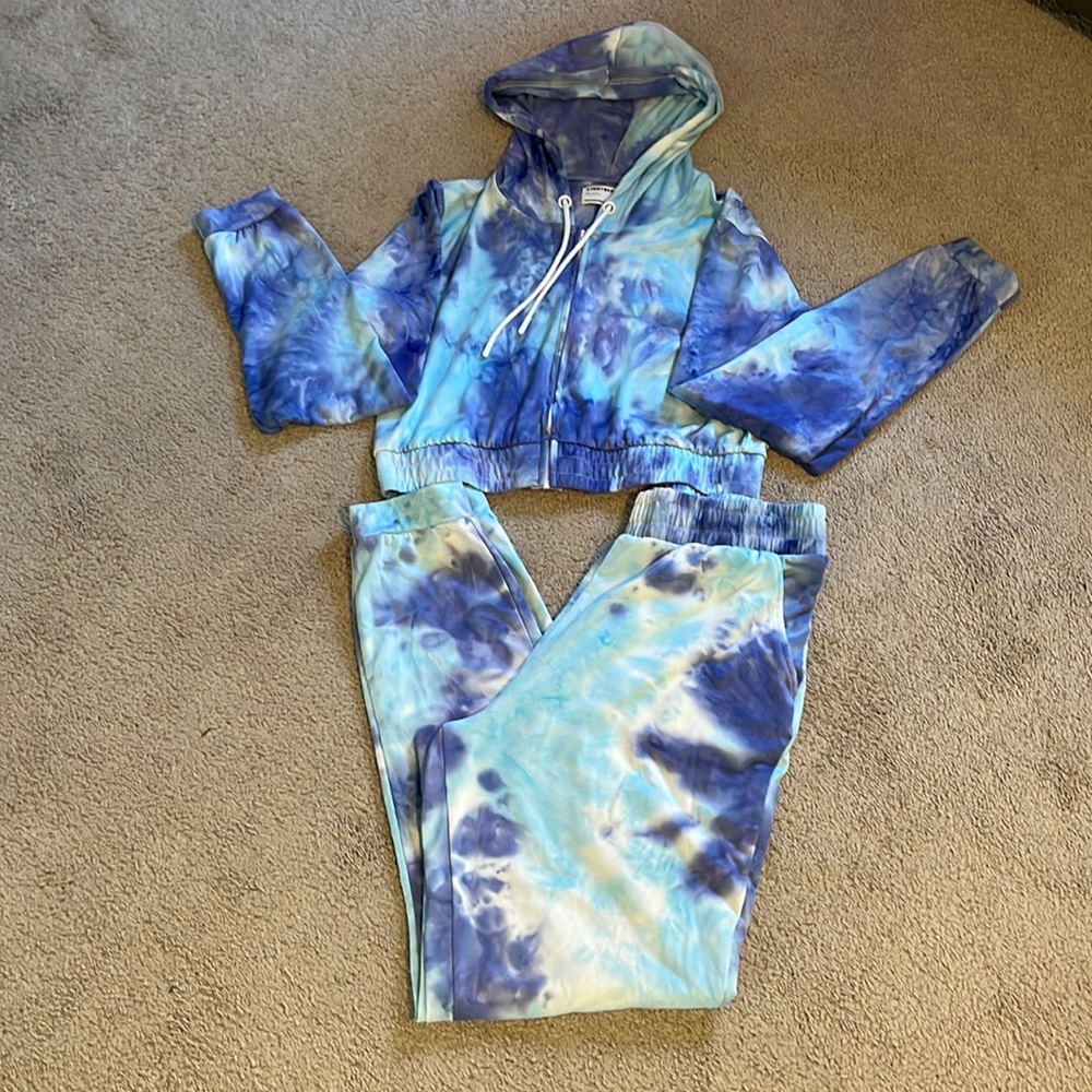 Women’s sweat set